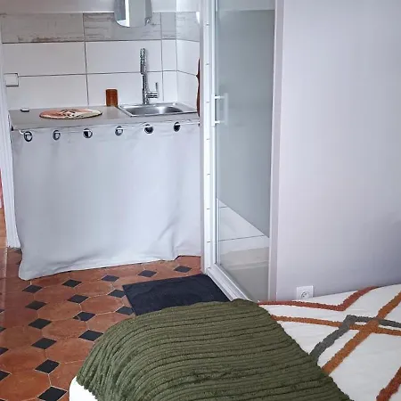 La Campagne A La شقة Sablé-sur-Sarthe